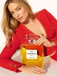 Chanel No. 5 Eau de Parfum – 100ml Luxury Perfume for Women | Classic & Feminine